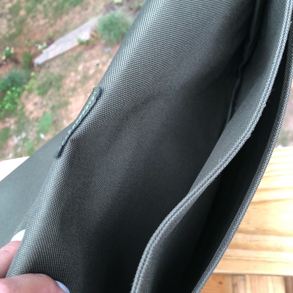 Studio H by Hartman Portfolio/Messenger Bag - Picture 5 of 5